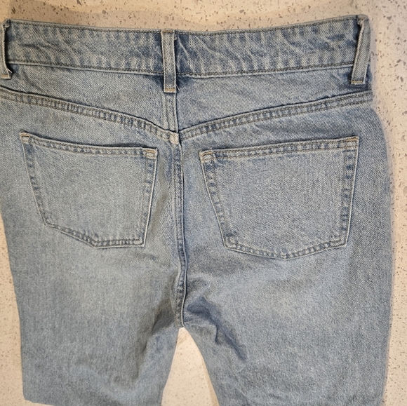 H&M Light Blue Women's Straight Leg Jeans - Picture 7 of 9